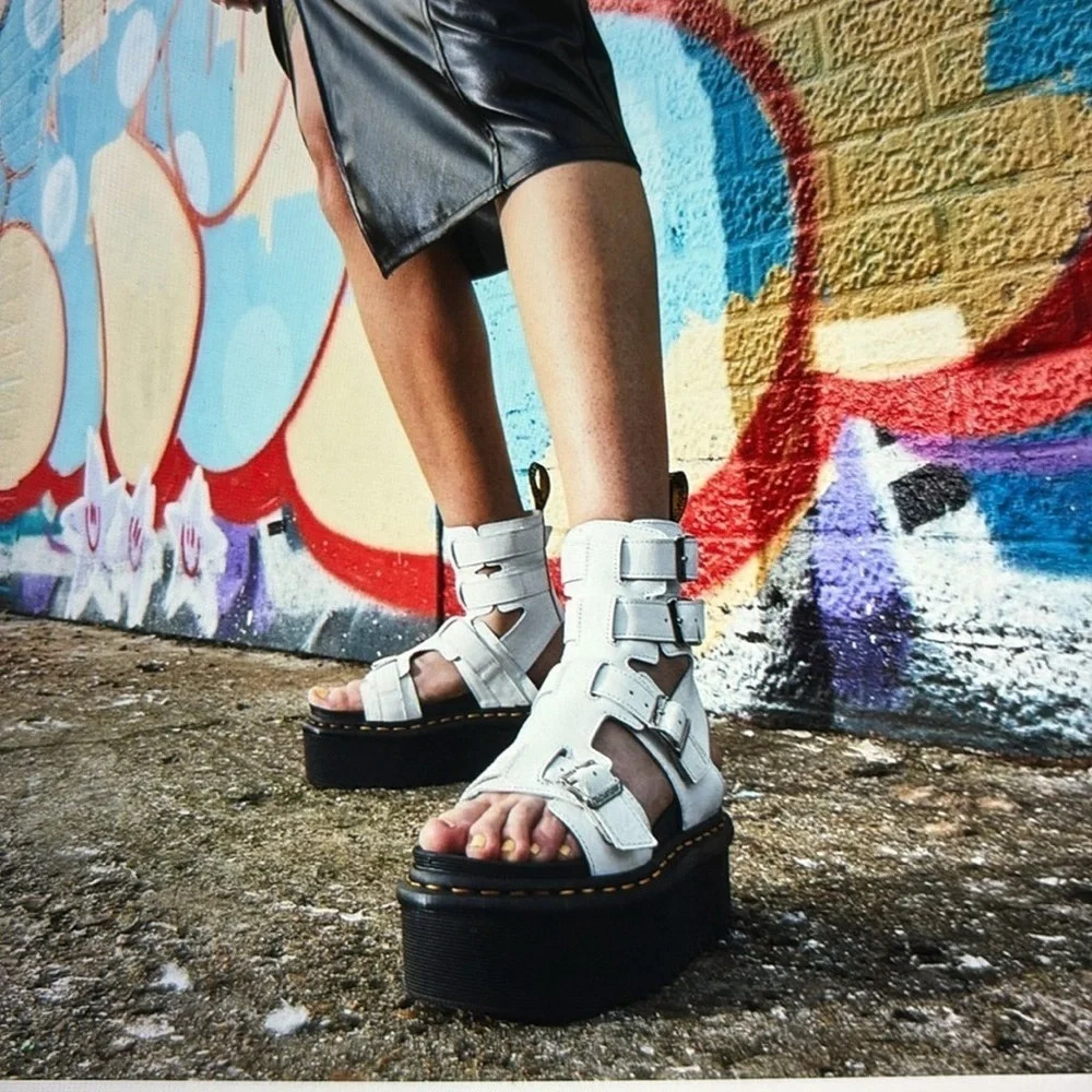 Dr.Martens Giavanna Leather Platform Sandals 7